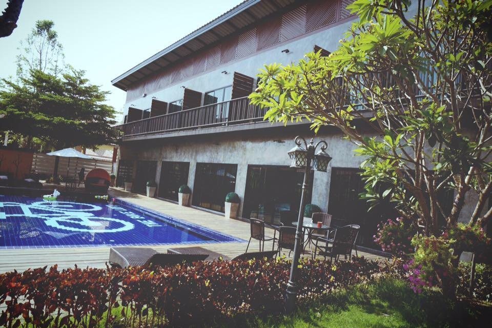 The Bike Loft Family Hostel Хуахін Екстер'єр фото