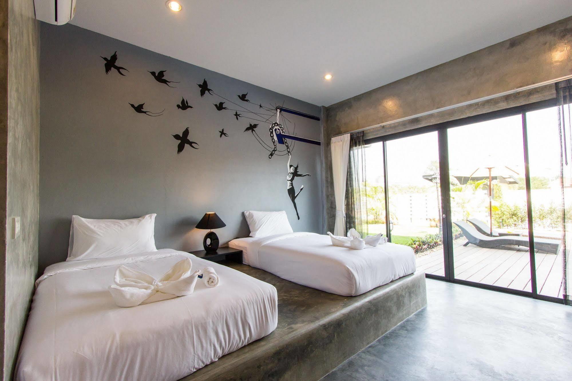 The Bike Loft Family Hostel Хуахін Екстер'єр фото